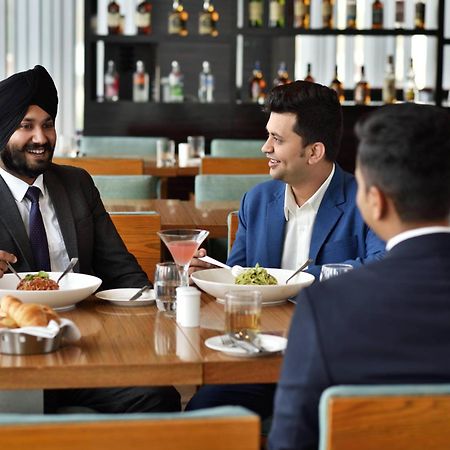 Fairfield by Marriott Bengaluru Rajajinagar Hotel Bagian luar foto