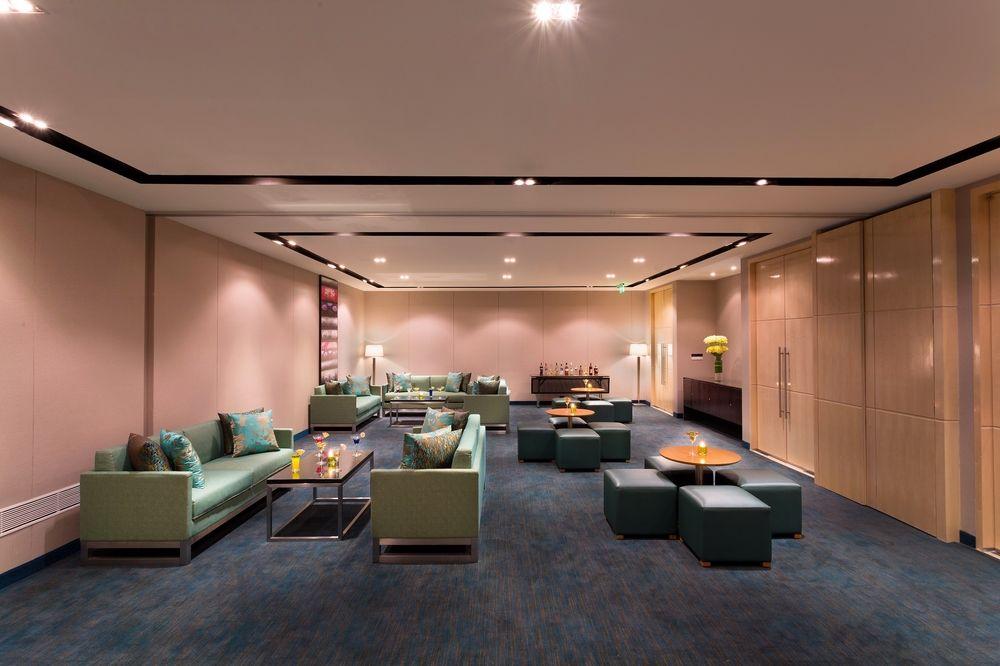 Fairfield by Marriott Bengaluru Rajajinagar Hotel Bagian luar foto