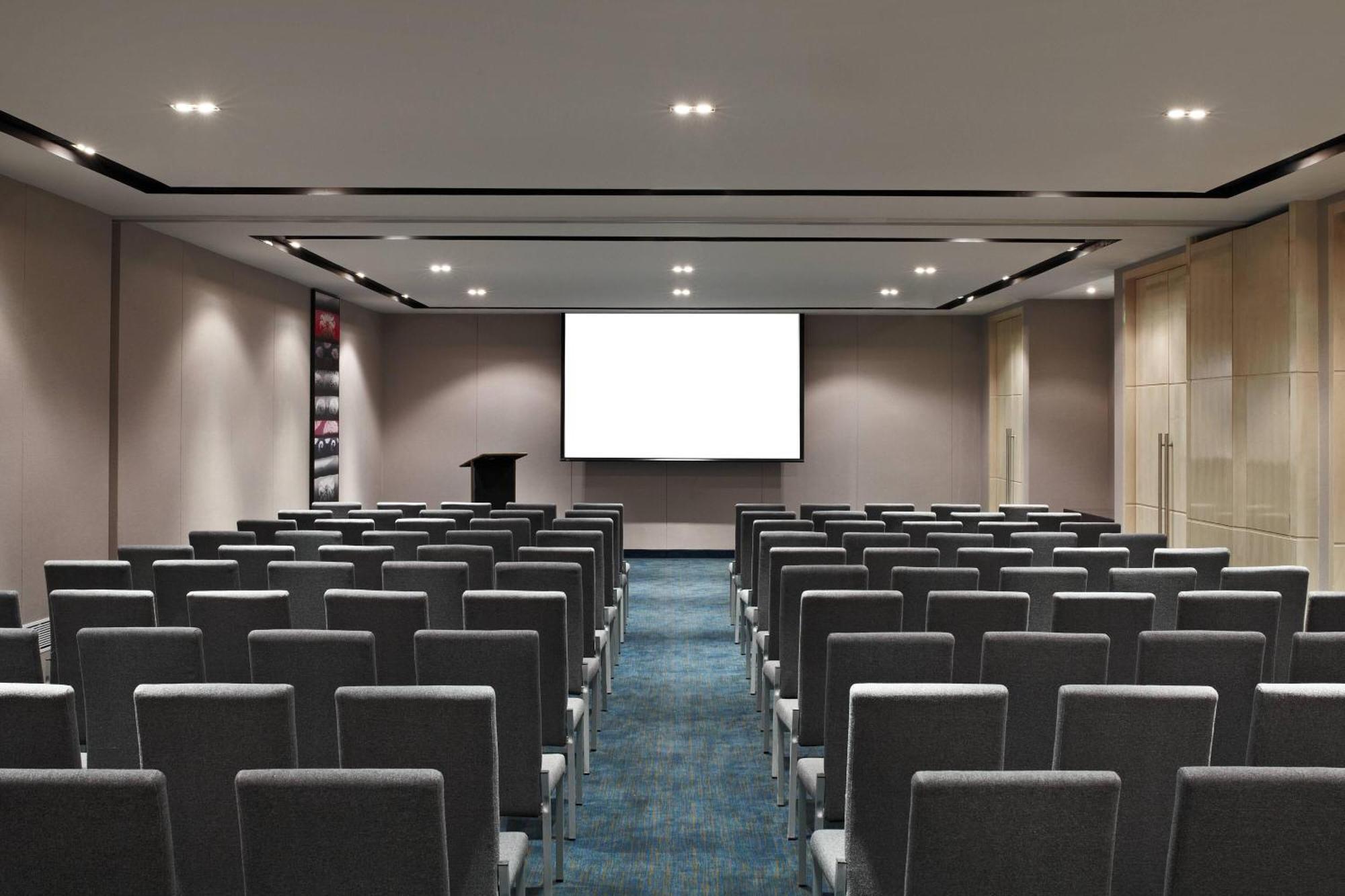 Fairfield by Marriott Bengaluru Rajajinagar Hotel Bagian luar foto