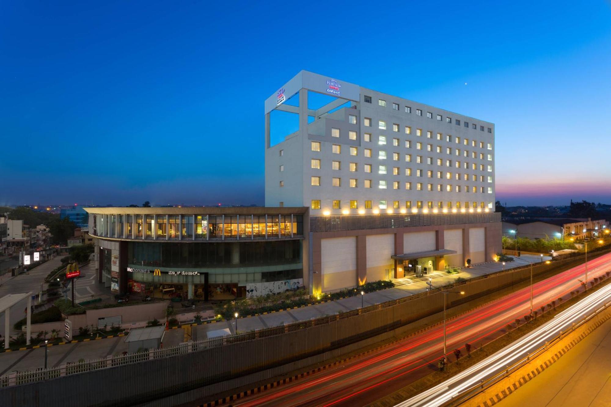 Fairfield by Marriott Bengaluru Rajajinagar Hotel Bagian luar foto