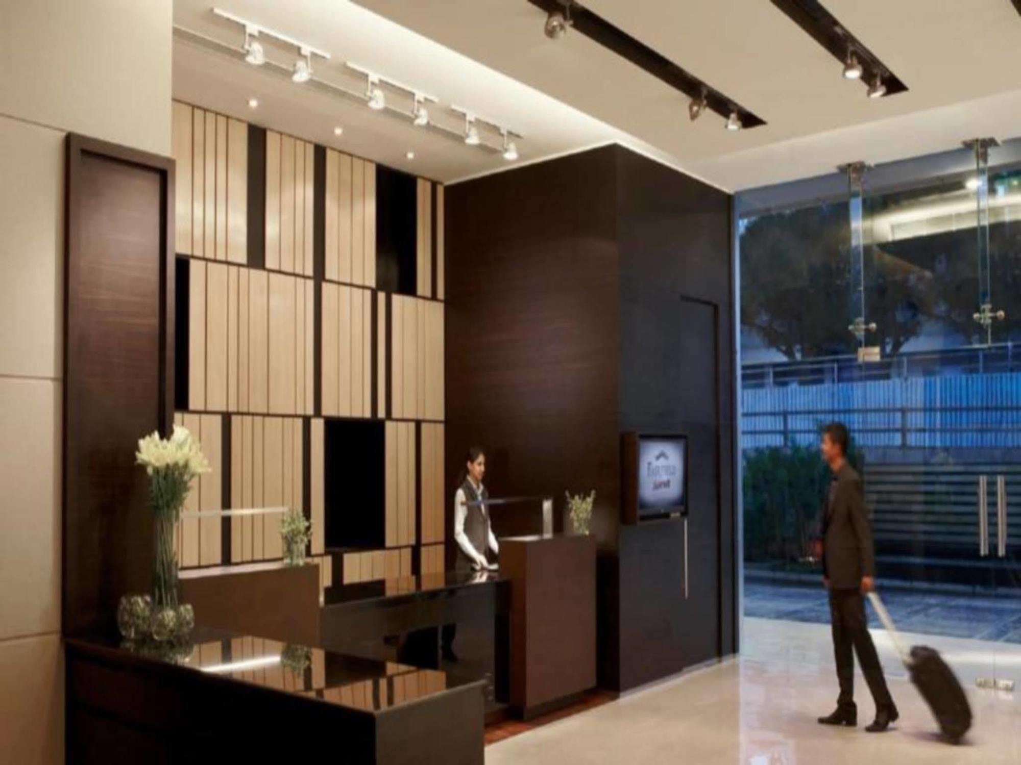 Fairfield by Marriott Bengaluru Rajajinagar Hotel Bagian luar foto